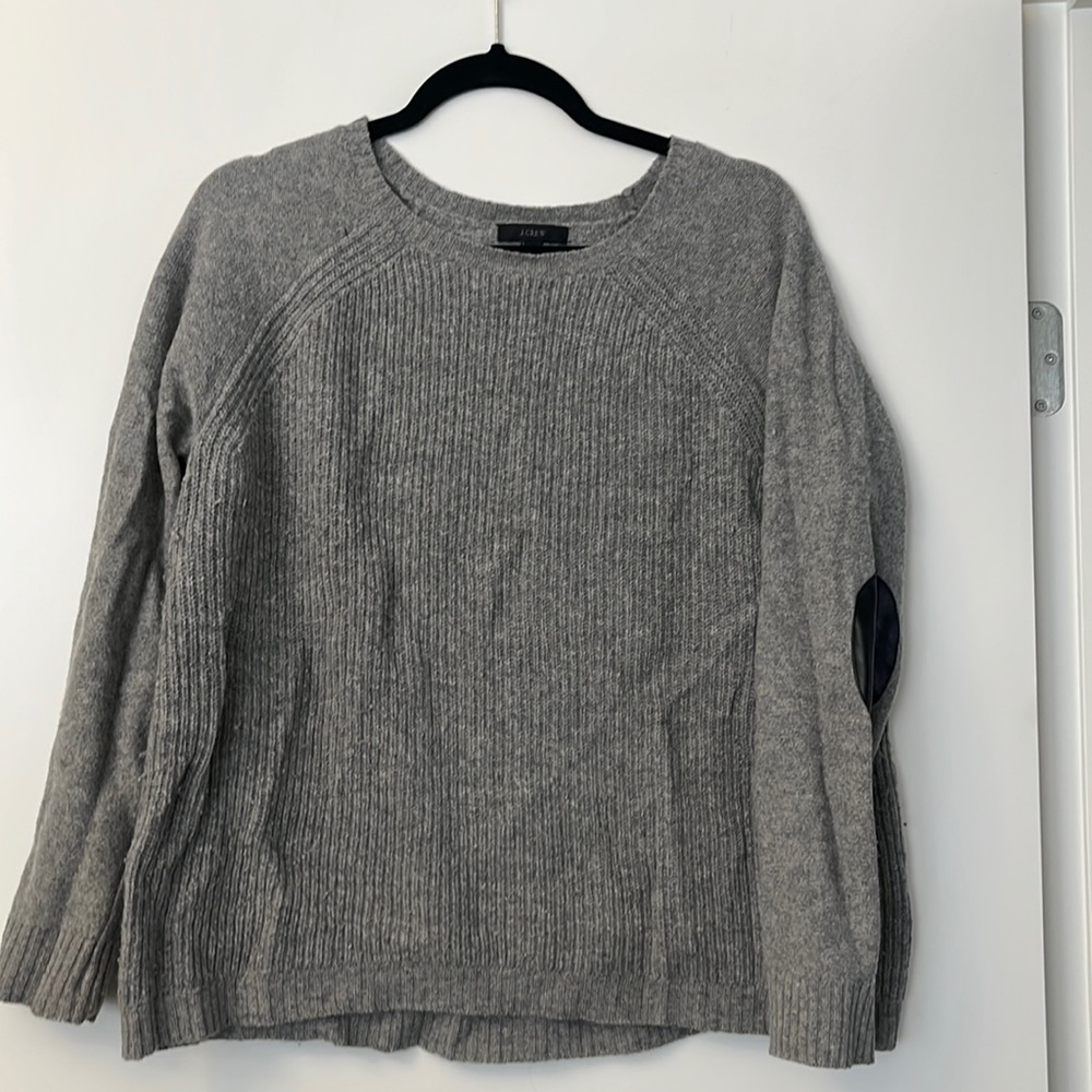 JCREW shaker stitch sweater with leather elbow patches